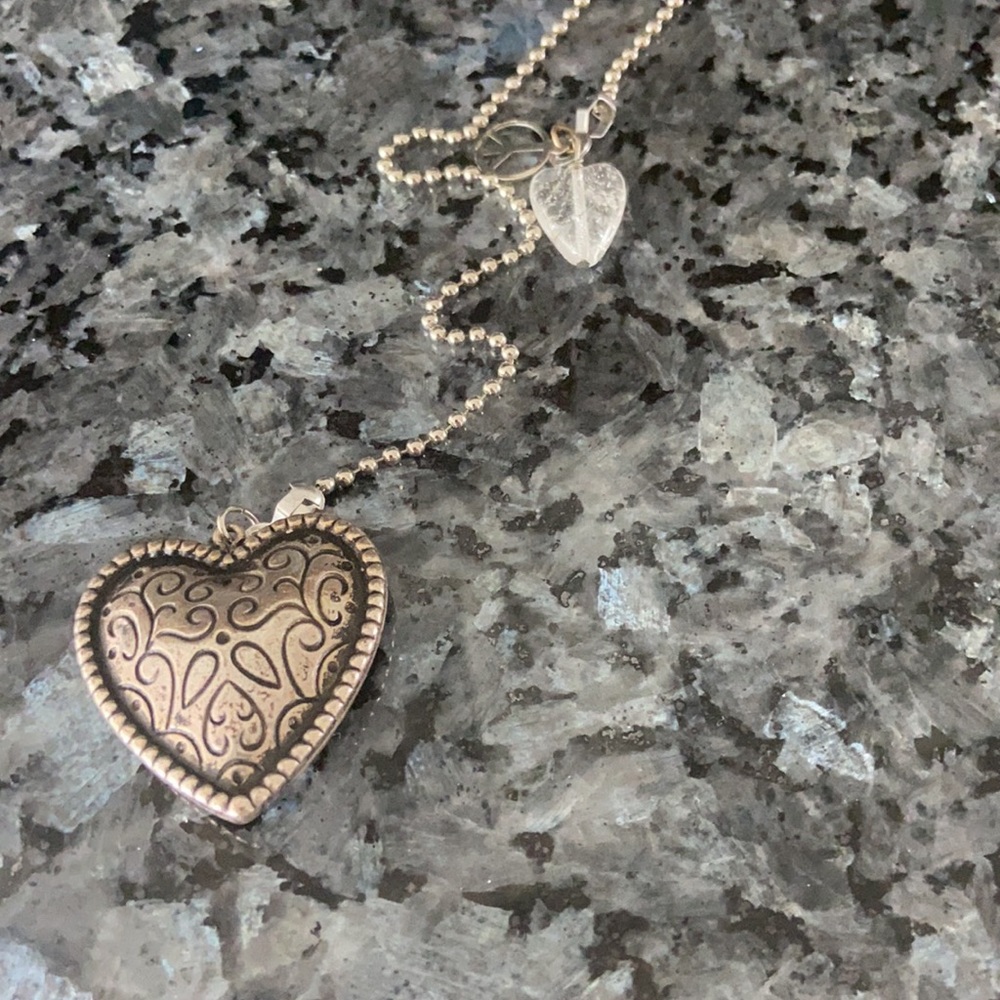 Necklace - Picture 2 of 3